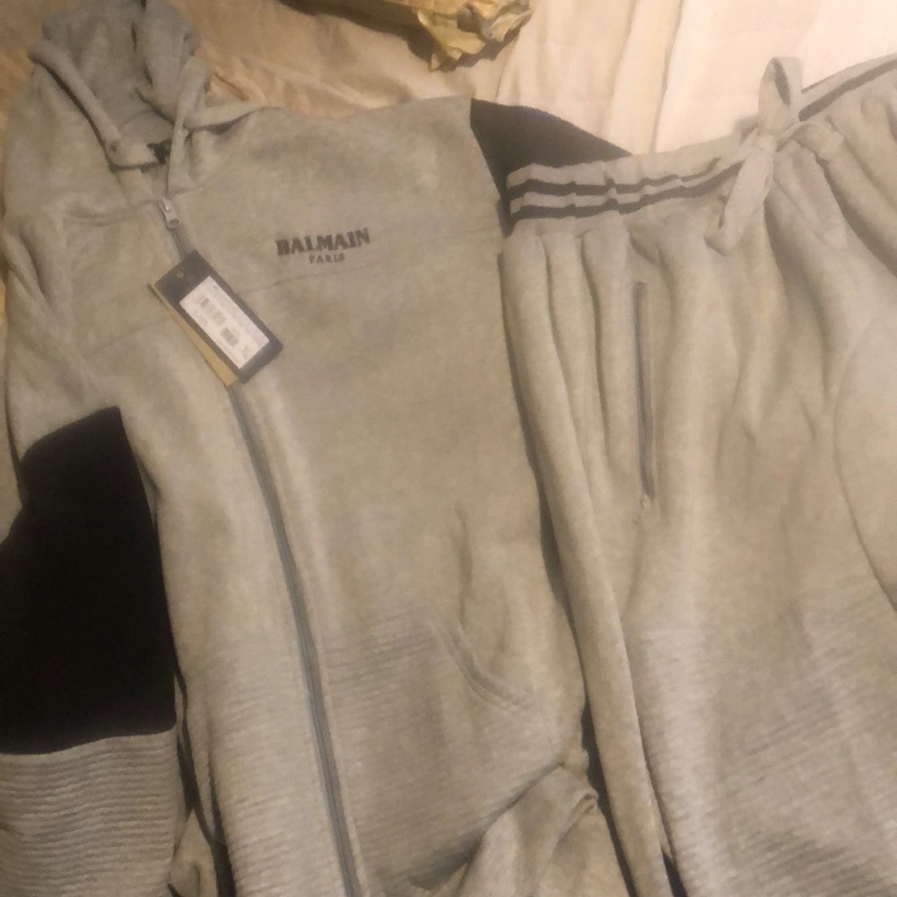 Balmain Sweatsuit - Picture 5 of 6